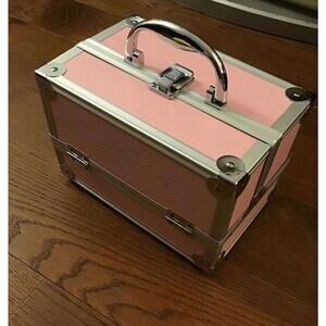 Makeup case